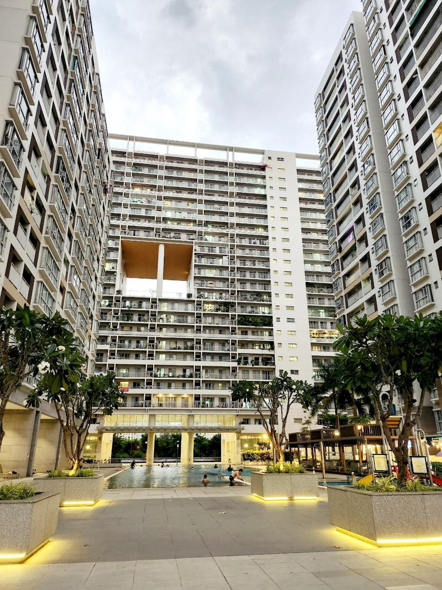 Scenic Valley 1 Apartment โฮจิมินห์ซิตี้ ภายนอก รูปภาพ